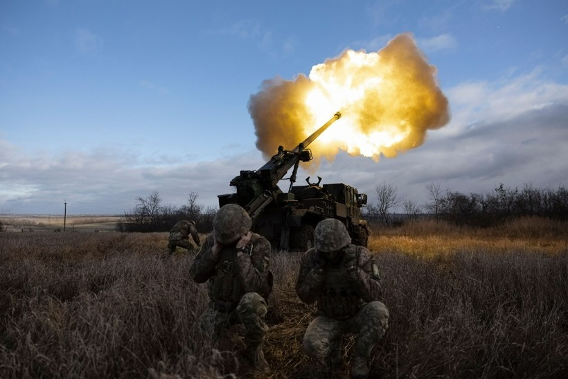 Ukraine xác nhận quân đội Nga tiếp tục tiến hành các hoạt động tấn công trên nhiều mặt trận. Ảnh: Newsweek