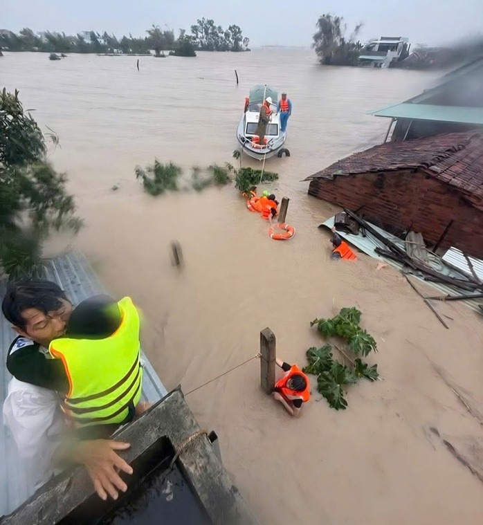 Đắk Lắk công bố tình huống khẩn cấp tại 40 xã, phường. (Ảnh: Người lao động)