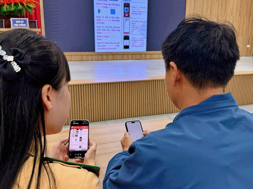 VNeTraffic tích hợp nhiều tiện ích liên quan đến GPLX và phương tiện.