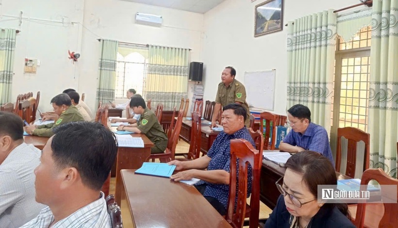 Đại biểu tham gia đặt câu hỏi tại hội nghị.