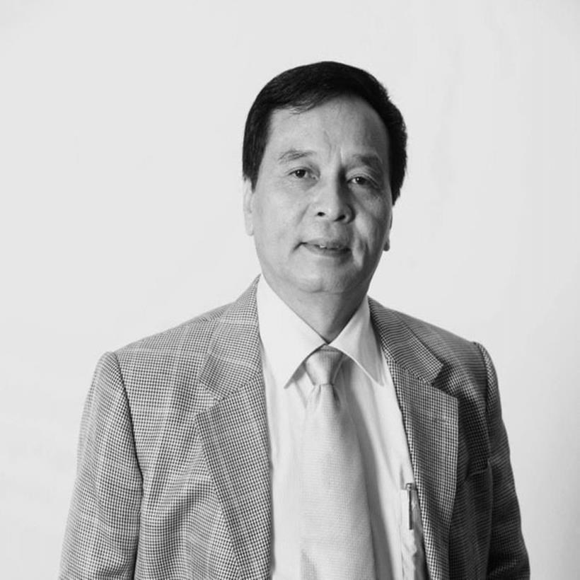 Cố Phó Giáo sư, Tiến sĩ Nguyễn Mạnh Hùng. (Ảnh: website nhà trường)