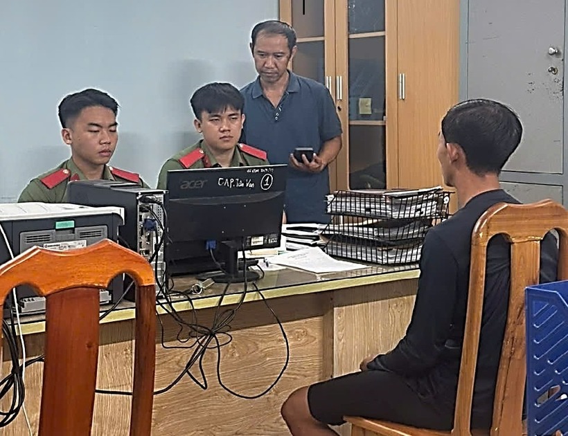 Q.V.T tại cơ quan công an. Ảnh: Công an tỉnh Đồng Nai.