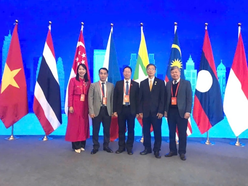 Các đại biểu của Hội Luật gia Việt Nam tham dự Diễn đàn.