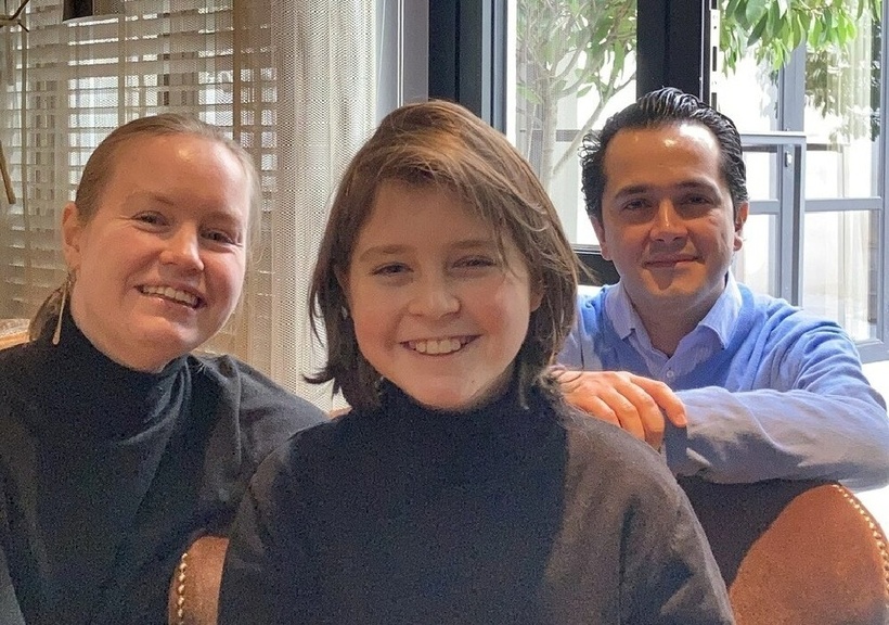 Thần đồng 15 tuổi chính thức thành Tiến sĩ Vật lý lượng tử. Ảnh:&nbsp;VTM Nieuws.