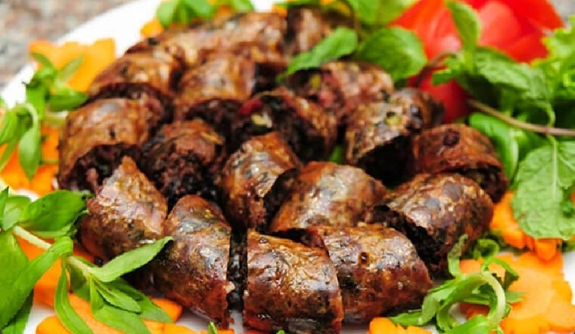 Cách làm dồi trường nướng sa tế bằng nồi chiên không dầu.