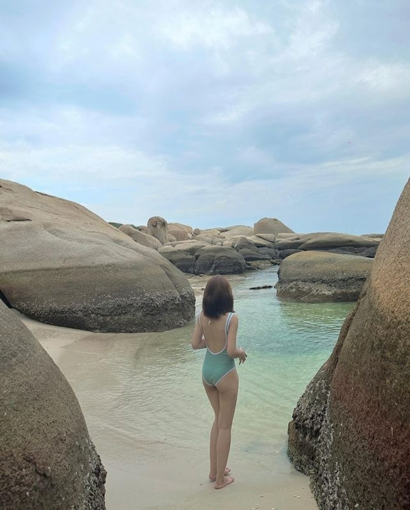 Cù lao Câu, hay còn gọi là hòn Cau, là hòn đảo nhỏ với nước biển xanh trong có thể dễ dàng nhìn thấy đáy. Ảnh: @tt.1609