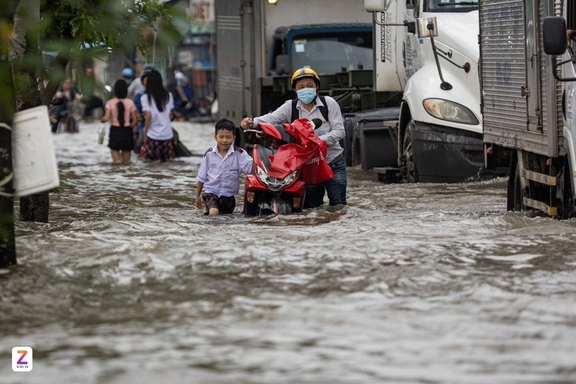 Diễn biến thời tiết phức tạp, Sở GD&ĐT TP.HCM ra thông báo khẩn. Ảnh: Tạp chí Tri thức.