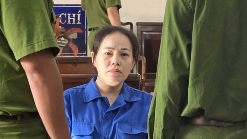 Hình ảnh Nguyễn Thị Hồng Bích tại phiên xét xử vụ dùng xyanua đầu độc chồng và 3 cháu ở Đồng Nai - 3