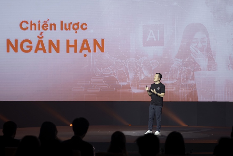 Ông Nguyễn Hoàng Giang, Chủ tịch HĐQT DNSE