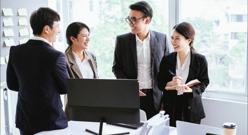 Được các chuyên gia nhân sự nhìn nhận như một nền tảng uy tín, VietnamWorks không chỉ kết nối cơ hội mà còn giúp đọc vị thị trường, hiểu rõ giá trị để hoạch định con đường phát triển dài hạn.