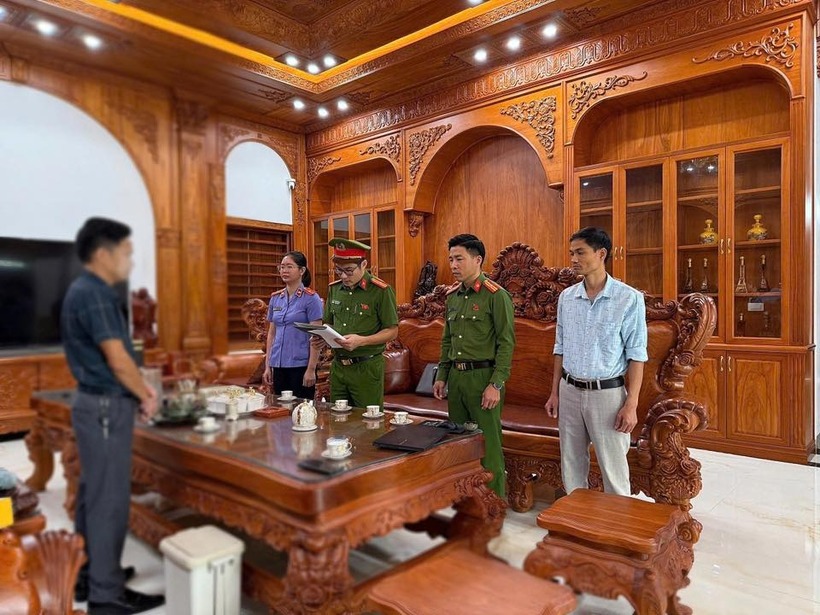 Công an tỉnh Tuyên Quang khởi tố vụ án, khởi tố bị can đối với N.X.A. (SN 1983), trú tại xã Thái Hòa, tỉnh Tuyên Quang về tội Trốn thuế. (Ảnh: Dân Việt)