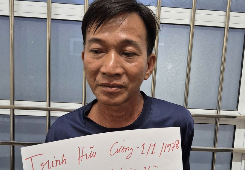 Trịnh Hữu Cường tại cơ quan công an. Ảnh: Vietnamnet.