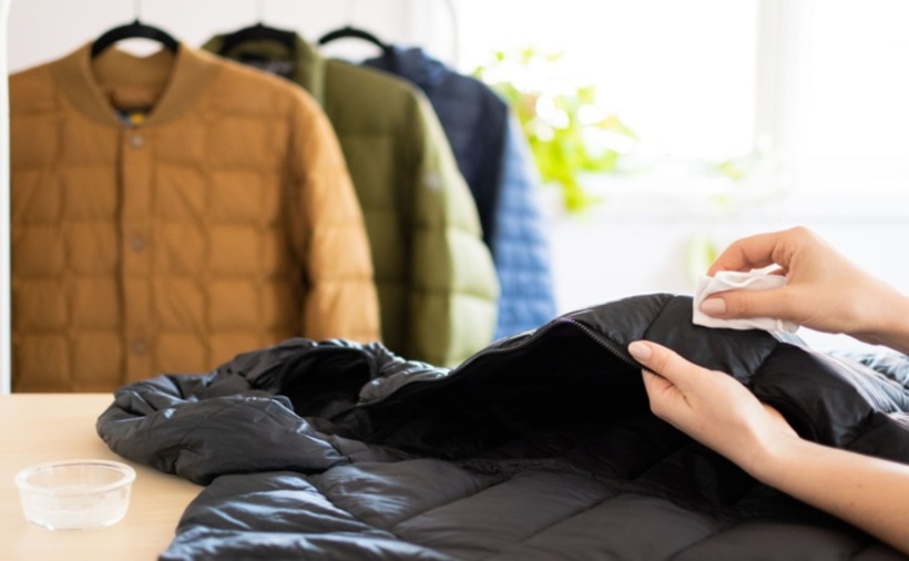 Các cách làm sạch áo phao lông vũ không cần giặt giúp áo luôn bền, đẹp như mới mà vẫn đảm bảo vệ sinh, thơm tho.