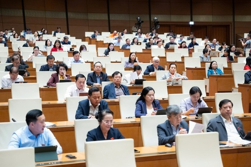 Kỳ họp thứ 10, Quốc hội khóa XV bước vào tuần làm việc thứ 6 với nhiều nội dung quan trọng (Ảnh: Media Quốc hội).