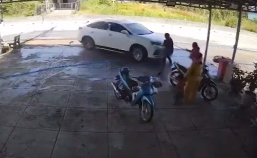 Nguyễn Tấn Thành lái xe lao vào nhóm chị em ruột. (Ảnh: VnExpress)