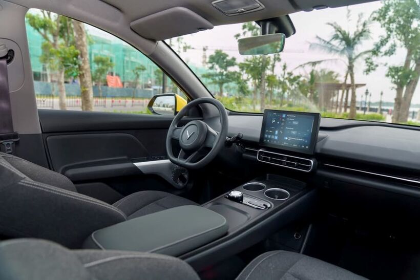 Chuyển từ xe xăng sang VinFast Limo Green, tài xế tại Hà Nội tâm đắc vì tiết kiệm gần trăm triệu đồng mỗi năm - 2