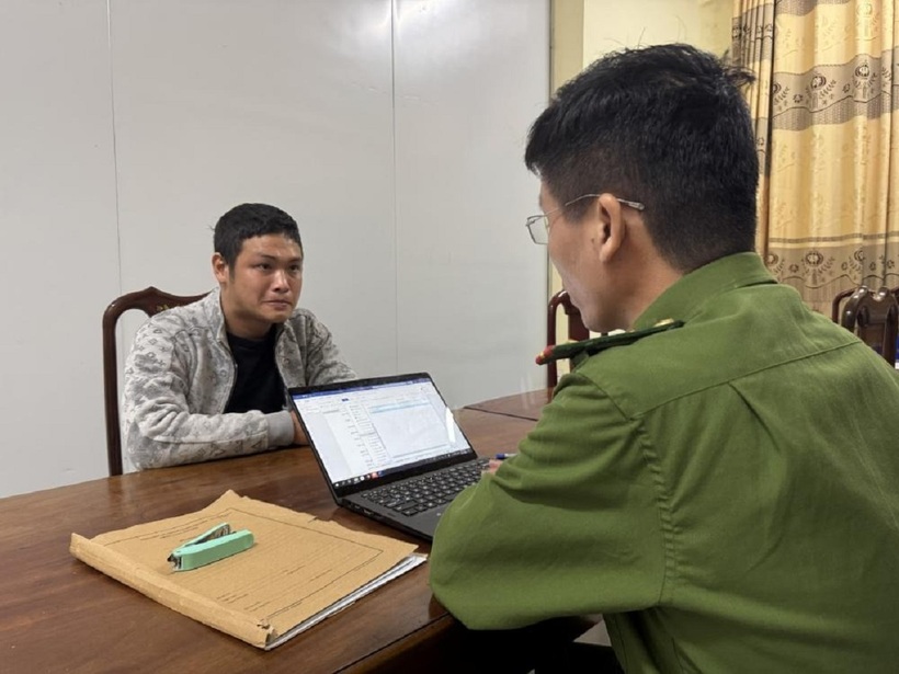Đối tượng Dũng tại cơ quan công an. Ảnh: Công an Hà Tĩnh