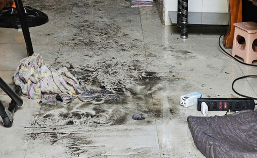 Bên trong căn nhà bị cháy. (Ảnh: Thanh niên)