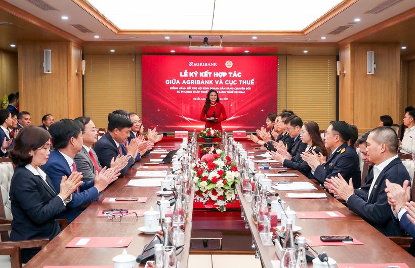 Các đại biểu dự Lễ ký kết hợp tác giữa Cục Thuế và Agribank