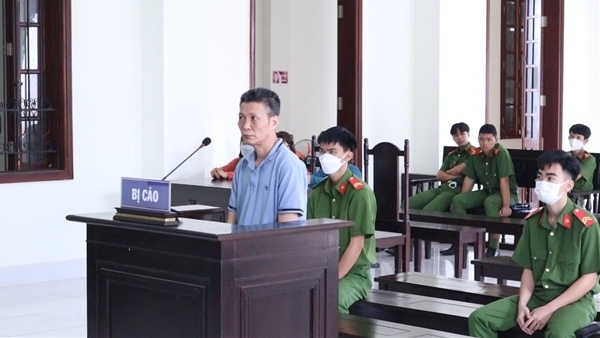 Bị cáo Nguyễn Văn Thịnh tại phiên xét xử. (Ảnh: Công an nhân dân)