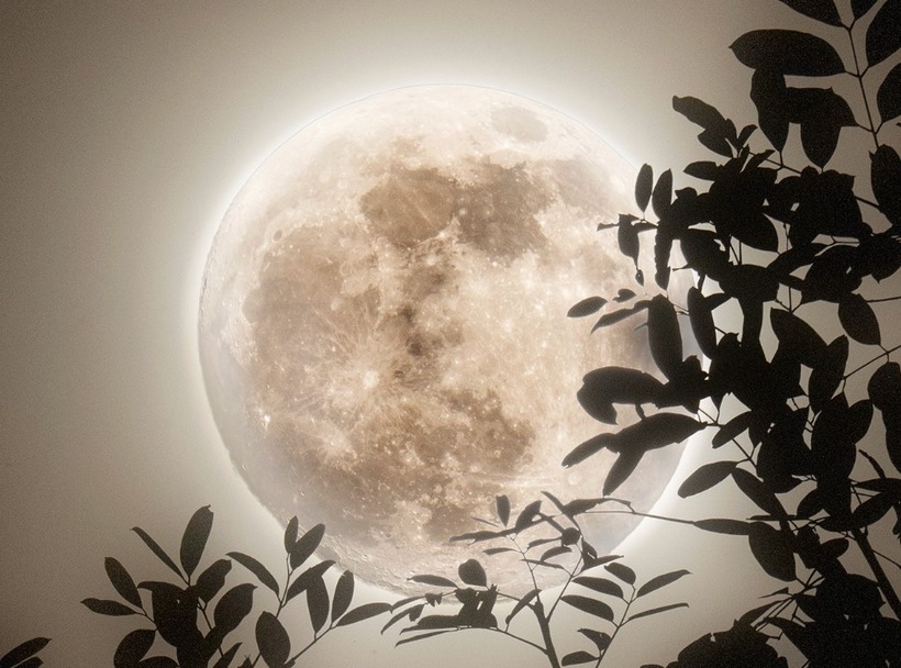 Rạng sáng 5/12, Việt Nam đón siêu trăng lạnh. Ảnh: Thanh niên