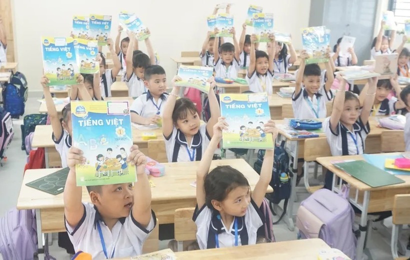 Học sinh Trường Tiểu học Đặng Thuỳ Trâm, phường An Hội Tây, TP.HCM, trong một giờ học. Ảnh: PLO