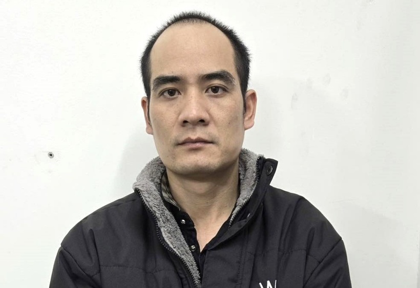 Công an Tuyên Quang vừa bắt giữ Nguyễn Thanh Tùng. Ảnh: Tiền Phong.