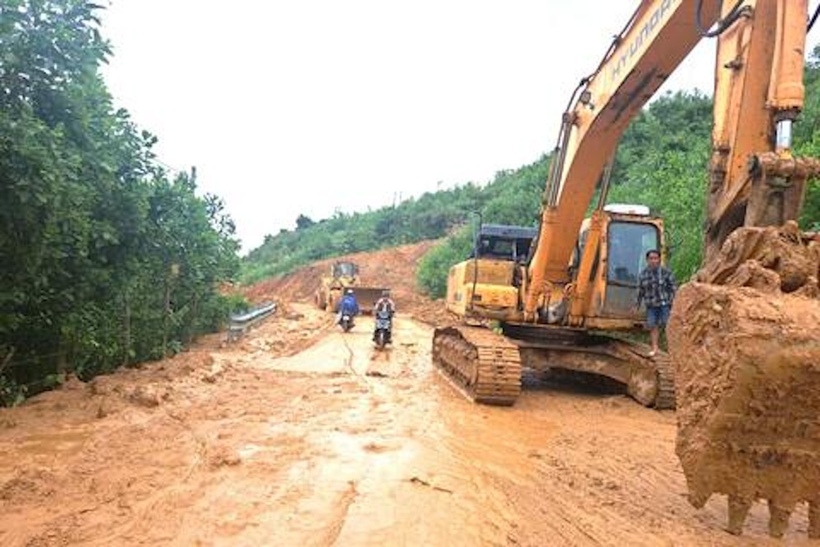 Công tác khắc phục hậu quả bão số 15 và mưa lũ sau bão tại các tỉnh miền Trung và Tây Nguyên đang được triển khai khẩn trương, ghi nhận nhiều kết quả tích cực