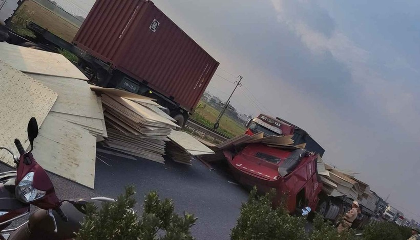 Hiện trường vụ tai nạn. Ảnh: Báo Lao động.