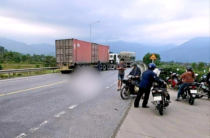 Hiện trường vụ tai nạn. Ảnh: Tuổi trẻ