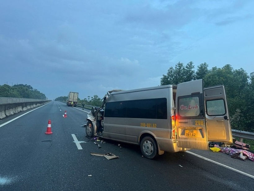 Hiện trường vụ tai nạn giao thông trên cao tốc ở Đà Nẵng, 4 người tử vong. Ảnh: Người lao động