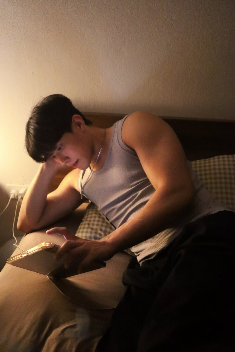 Hiện tại, anh đang theo học tại Trường Đại học Thể dục Thể thao Bắc Ninh. Ngoài Jujitsu, Tiến Triển còn yêu thích một số bộ môn khác như bóng đá, kéo co, cầu lông.