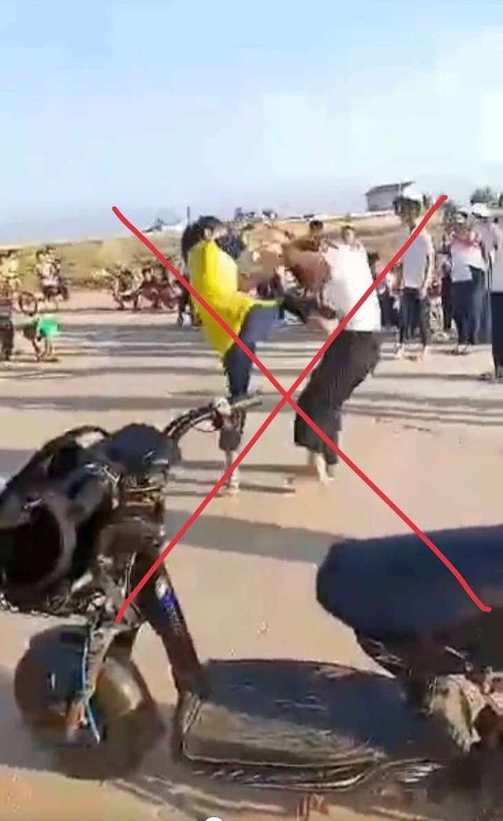 2 nữ sinh ở xã Phước Dinh đánh nhau vì xích mích - Ảnh: Tuổi trẻ Online