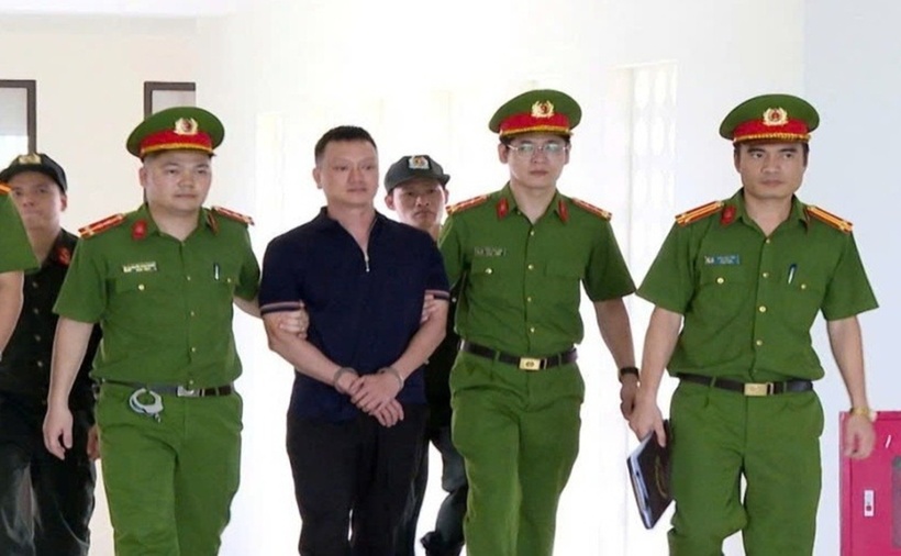 Vi "ngộ" bị công an bắt giữ. (Ảnh: Cơ quan công an)