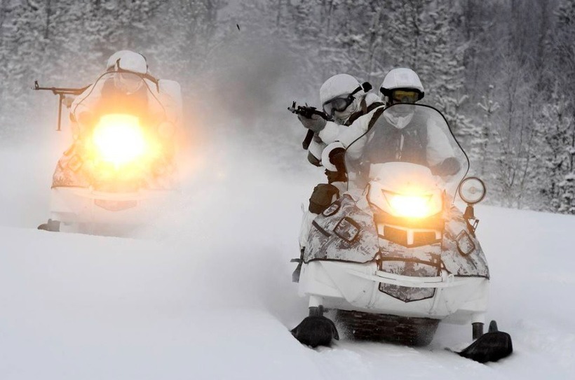 Các binh sĩ Nga trong một cuộc tập trận ở Bắc Cực. Ảnh: TASS