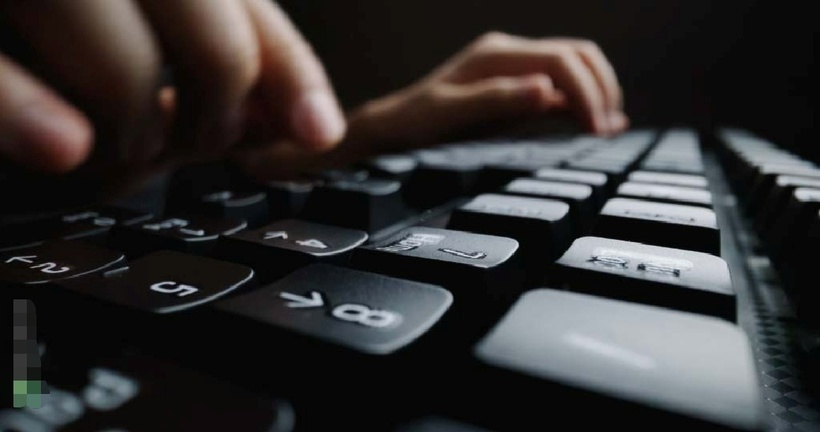 Người đàn ông bị bắt cóc nhưng rồi được thả ra, mà lại vì không biết sử dụng máy tính. Ảnh minh họa.