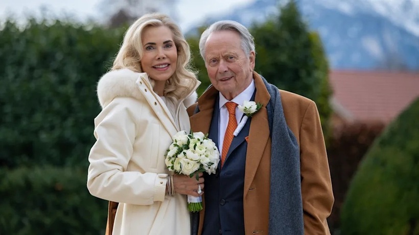 Ông Wolfgang Porsche chụp cùng bà Gabriele zu Leiningen. Ảnh: Mail Online