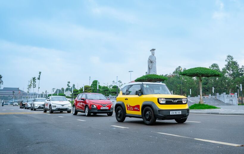 Chủ xe hết lời khen VinFast VF 3 sau chuyến xuyên Việt gần 8.000 km - 1