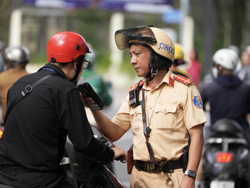 Từ 10h ngày mùng 1 Tết Nguyên đán Bính Ngọ lực lượng CSGT toàn quốc sẽ đồng loạt kiểm tra nồng độ cồn
