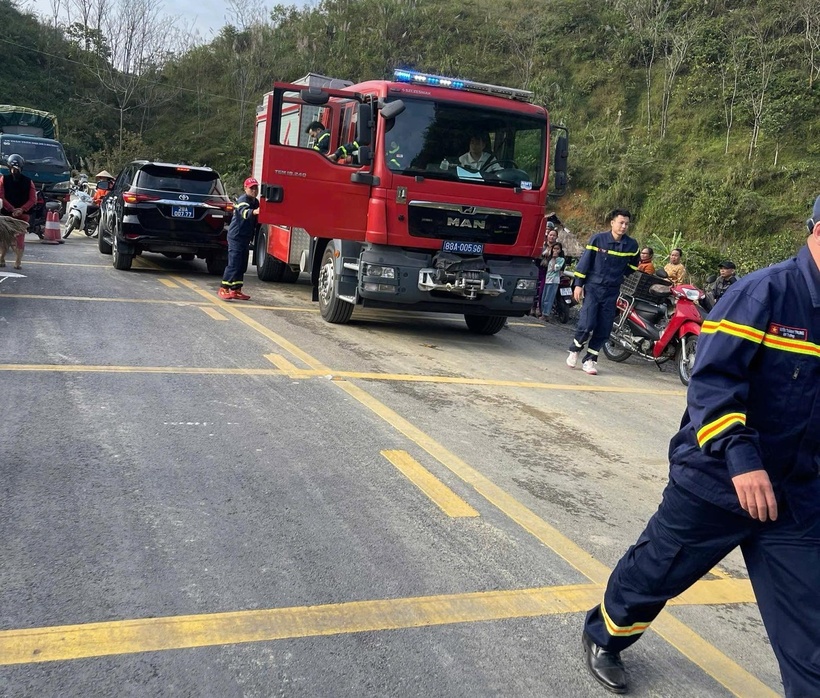 Lực lượng cứu hộ đã có mặt tại hiện trường