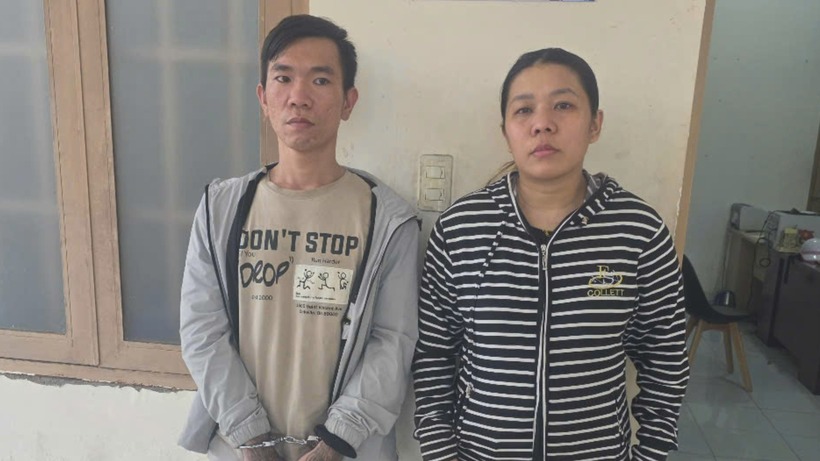 Lê Quốc Thái và Nguyễn Thị Phương Liên tại cơ quan Công an. (Ảnh: Bộ Công an)