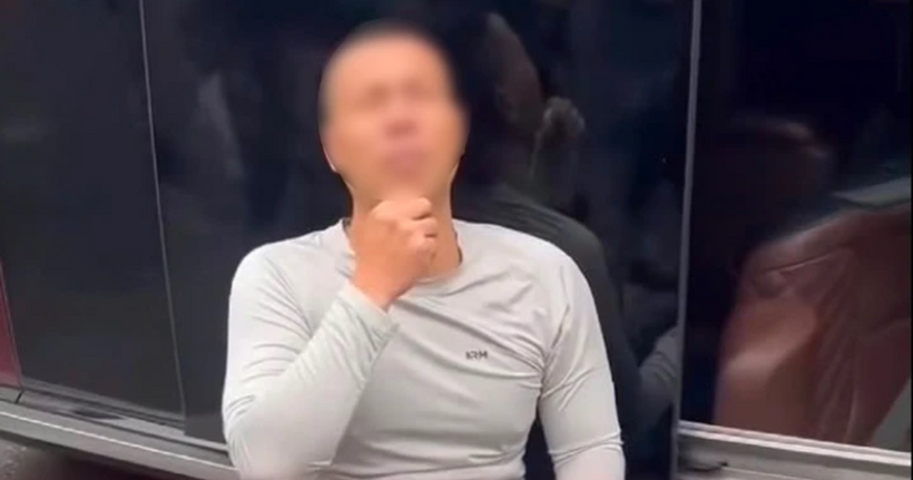 Tài xế Hyundai Santa Fe có dấu hiệu không tỉnh táo tại hiện trường vụ va chạm.