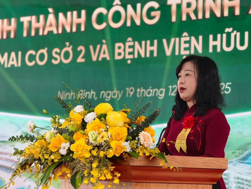 Bộ trưởng Bộ Y tế Đào Hồng Lan