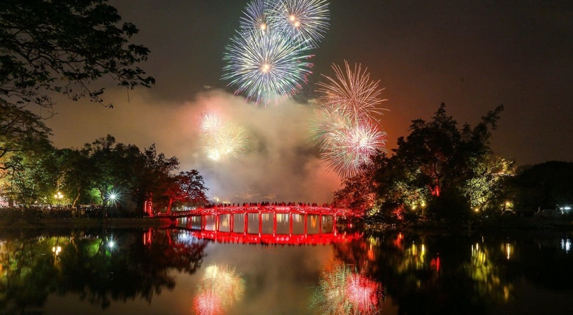 Hà Nội tổ chức 38 trận địa bắn pháo hoa dịp Tết Dương lịch và Tết Nguyên đán 2026. (Ảnh: Dân Việt)
