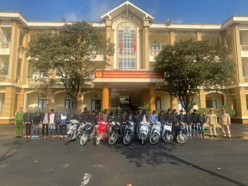 28 thanh thiếu niên tụ tập gây mất trật tự công cộng. Ảnh: Công an tỉnh Lào Cai.