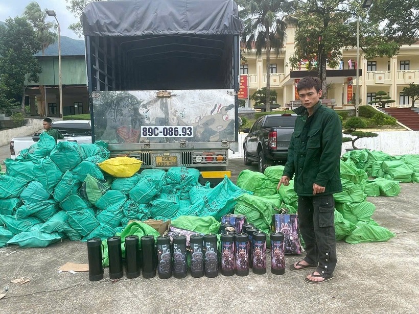 Đối tượng Vũ Văn Ánh cùng tang vật thu giữ