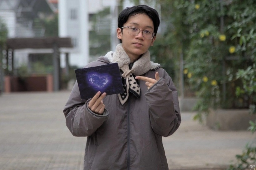 Nguyễn Tuấn Anh, học sinh lớp 11 Anh 1, Trường THPT chuyên Hà Nội - Amsterdam, vừa đạt 1.600/1.600 điểm SAT. Ảnh: ZNews