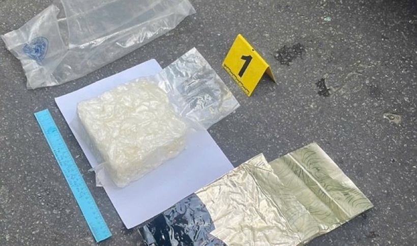 Làm việc sơ bộ ban đầu, Hòa khai nhận số tang vật là ma túy. Ảnh: Lao động