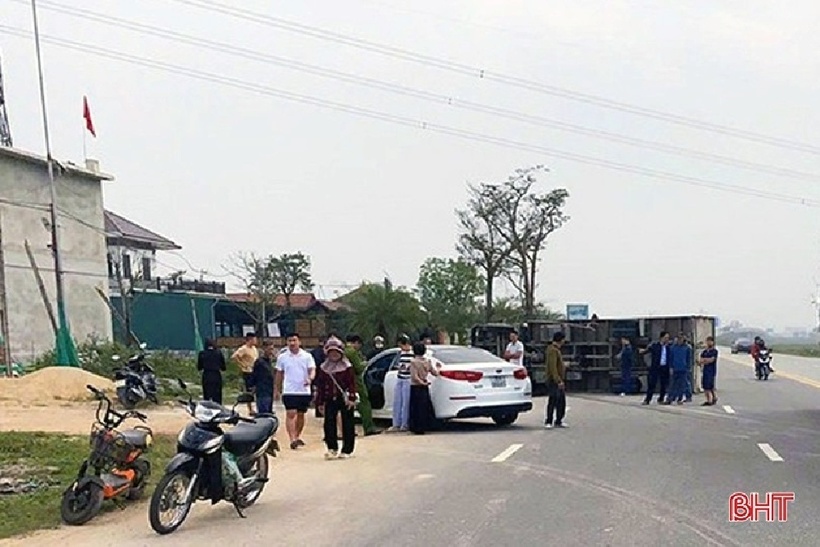 Hiện trường vụ tai nạn. Ảnh: Báo Hà Tĩnh.