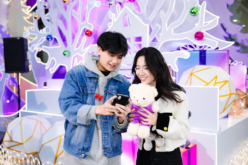 Tại TPBank, mùa lễ hội không chỉ bắt đầu từ ánh đèn ngoài phố, mà từ khoảnh khắc mở App với giao diện lễ hội và hàng loạt ưu đãi được khơi mở.